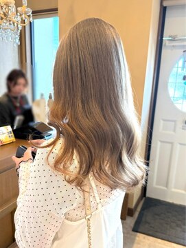 ルシュカイチマルニ(Rasca102) Rasca◇ミルクティーベージュ ブリーチカラー ツヤカラー