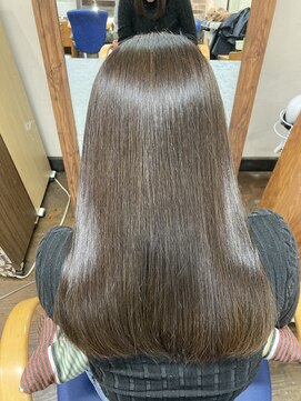 フィールリノ(FEEL lino) 高濃度トリートメント、高級トリートメント、髪質改善