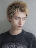 アップバング　スパイキーショート　ホワイトベージュ