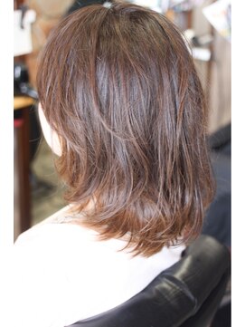 オーバーキャプテンネイキッド(OVER CAPTAIN NAKED) ざっくりナチュラル＊ストリート２トーンカラーミディアムボブ