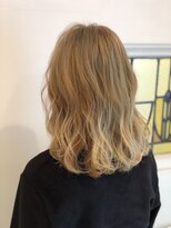 パティオンツー(PATIONN2)&nbsp;憧れブロンドヘアー♪パールホワイト巻き髪スタイル★【表参道】