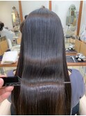 【美髪】最高級のツヤ髪へ。山川こだわりの縮毛矯正