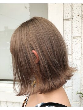 イリス(Iris.) アッシュベージュ☆