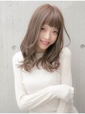 ミルクティーベージュ
