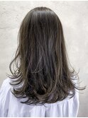 ローレイヤーオリーブグリーン_くびれヘア_ba334012