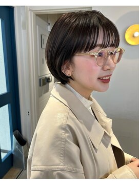 シロ(ciLo) コンパクトに収まるマッシュショート