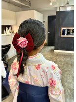アビリティ ヘアー(ability hair)&nbsp;卒業式（小学生）　あみこみポニーアップスタイル