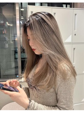 リリー(Lilley) 【lilley 稲永麻衣】ブリーチ+バレイヤージュ+天神韓国ヘア