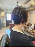 丸み束感ショートボブ