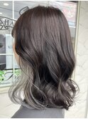 インナーカラー・シルバー・シルバーアッシュ・ナチュラル巻き