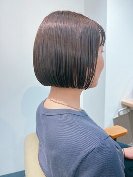 シビバイレボ(CIBI by revo) 地毛風カラー/ナチュラルレイヤーカット/ショートボブ[船橋]