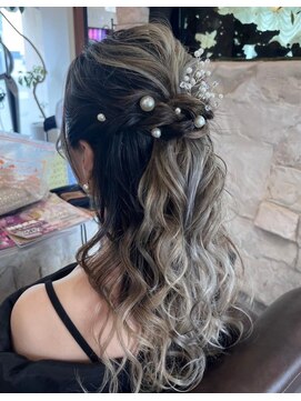 アルピナ 上小塙店(alpina) お呼ばれハーフアップ