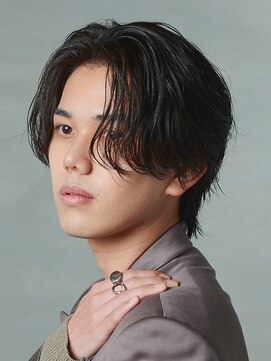 エルマーク 京橋(L-MARK) センターパートニュアンスパーマ韓国カルマパーマコンマヘア