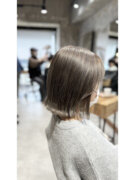 エッセ 大阪梅田茶屋町店(esse) 【梅田】ハイトーンボブ