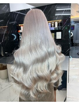 ラピス 渋谷本店(Lapis) ホワイトシルバーカラー/ハイトーン/シールエクステ/髪質改善