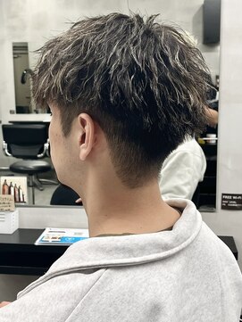 ガイ ラタン ウエスト(GUY lattan west) ツイストスパイラルパーマ/ホワイトメッシュ/松戸駅/men's