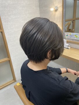 アレクサ 保谷(ALEXA) 立体感のある丸みショート*オリーブベージュでカッコよく◎