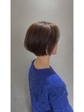 ショートボブ スタイル