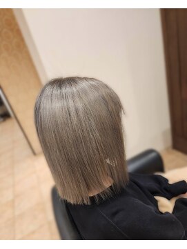 アフロディーテ 明石台店(Aphrodite) ホワイトシルバー