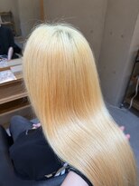 ルミエール(Lumiere) イエローブロンド