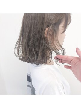 ガーランドウメダ(Garland umeda) アディクシーカラー_スモキーベージュ_000343