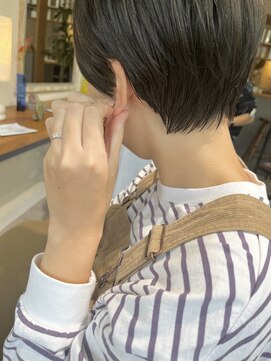 サニー サイド(Sunny Side) 女性らしいベリーショート