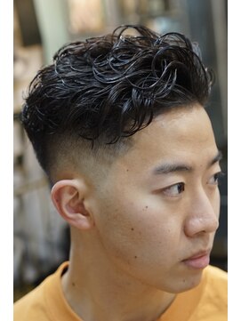 タイト スワッグ バーバーワークス(TIGHT SWAG BARBERWORKS) フェード×かき上げパーマ