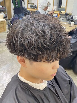 エルオム(EL.HOMME) 【RYUYA】束感マッシュ×波巻きパーマ