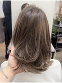 レイヤーカットくびれヘアカット白髪ぼかし脱白髪染めハイライト