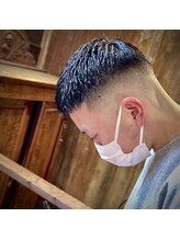 ハイスキンフェードクロップ バーバースタイル