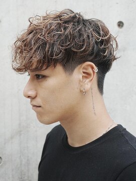 フィフス 名駅(fifth) スペインカールラルフカールスパイラルパーマフェード名駅