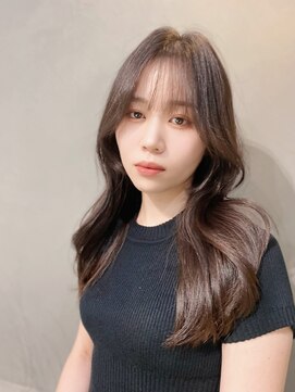 ニジュウサンド ナダーン(23° NADAUN) 韓国ロングヘア 前髪あり