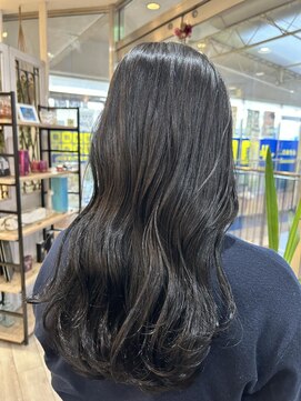 ヘアーエポック(hair epoque) 透け感たっぷりアッシュカラー