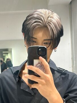 スキル ミナム 表参道(SKILL MiNam) 内巻きセンターパート