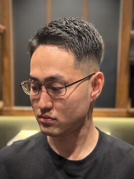 銀座 シノ 灯(shino HANARE) スキンフェード