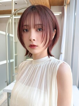 アフロート ディル(AFLOAT D'L) 顔周りの似合わせカットとコーラルピンクカラーが可愛い