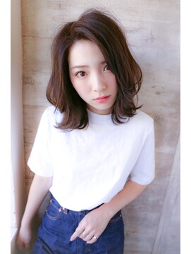 ライリー(riley) rileyくびれワンカール外はねロブ