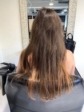 シアー(SHEER.) 髪質改善×縮毛矯正×酸性ストレート【表参道,青山美容室】