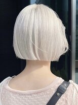 ソル オモテサンドウ 表参道 青山(SOL . OMOTESANDO)&nbsp;ホワイトベージュカラーインナーカラーグレージュカラーブリーチ