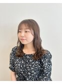 明るめベージュ