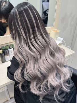 シエロバイシエスタ 池袋(cielo by siesta) ホワイトアッシュグラデーション