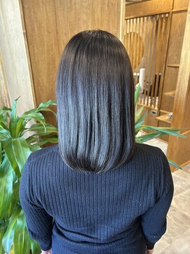 縮毛矯正で叶える艶ボブスタイル