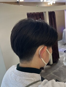 グロウアップバイトゥエンティーフォー 稲葉(glow up by24) ナチュラルマッシュ刈り上げ