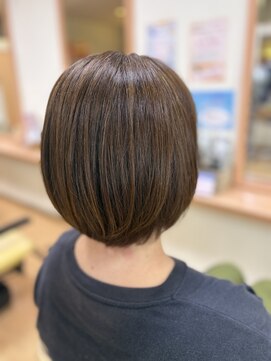 ポッシュアップ(POSH UP) お客様スナップ☆ ツーセクッショングラデーションボブ