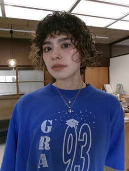 polt hairの写真/ベースカットを大切に、あなたの魅力を最大限に引き出すパーマ施術◎セット方法も丁寧に伝授！