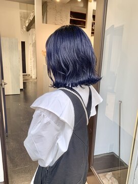 アルコイリスバイドールヘアー(ARCOIRIS by Dollhair) ノームコアフレンチボブ男色系カラーパーマボブくびれヘア都島