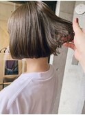 ミニボブ × オリーブベージュ