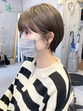 シック(sick) 耳掛けマッシュショート【 sick 荒川莉奈 】