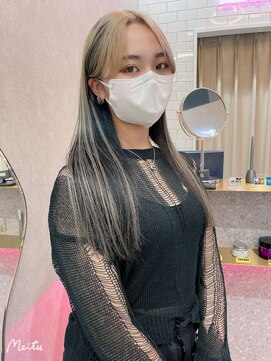 ロンド レア 天神大名店(Lond Le’a) ダブルカラー/インナーカラー/イヤリングカラー/こなれミディ