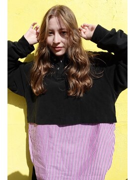 ルイ(ROUIS produced by LUCK 津田沼) ROUIS 津田沼 ハイトーンベージュ